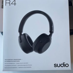 SUDIO R4 Wireless Headphones