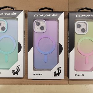 SKUNKWORX MagSafe Rainbow TPU Cover (iPhone 15)